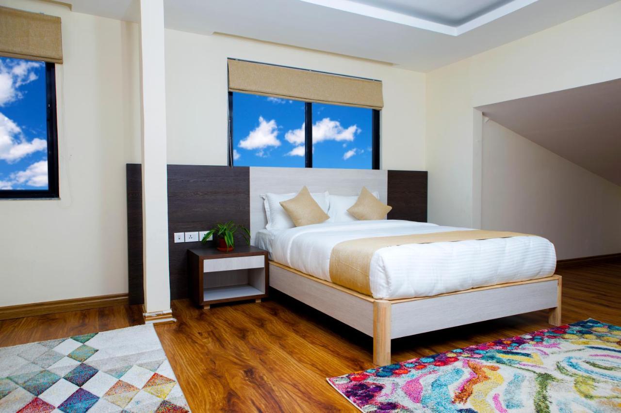 Sarovar Residency Serviced Apartment Hotel Jawlakhel Esterno foto